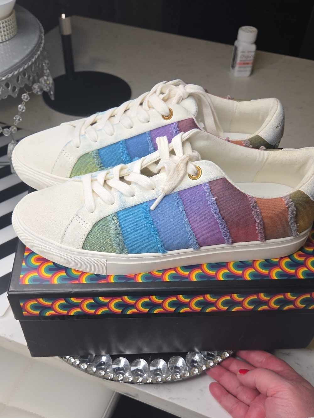 5Kurt Geiger White Leather Sneakers with Rainbow Stripe Panels Size 10